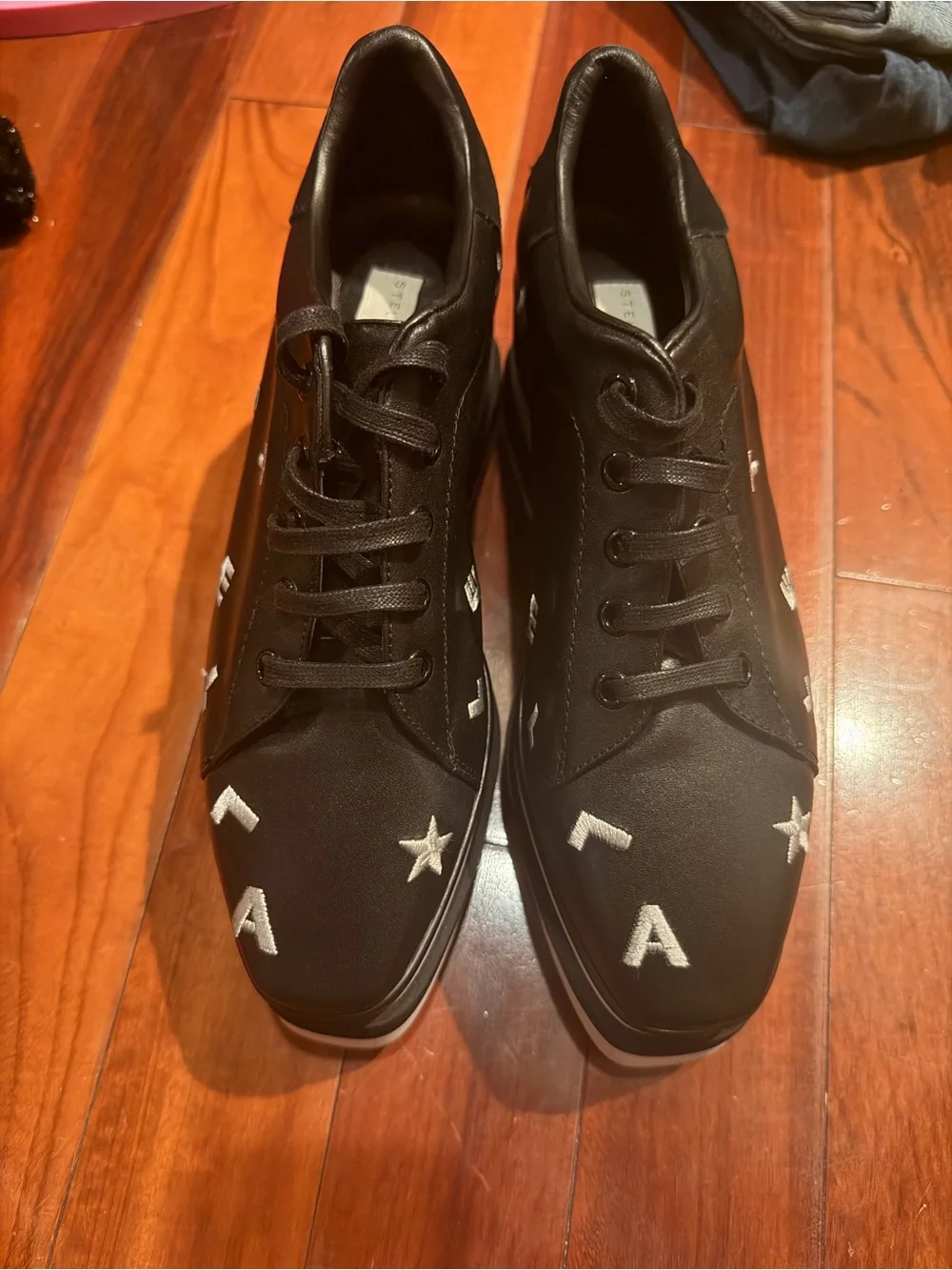 NWOT Black and white Platform Sneakers size 41